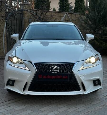 Білий Лексус ІС, об'ємом двигуна 2 л та пробігом 169 тис. км за 17999 $, фото 1 на Automoto.ua