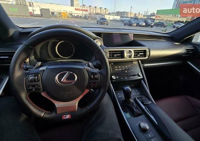 Белый Лексус ИС, объемом двигателя 2 л и пробегом 90 тыс. км за 26500 $, фото 14 на Automoto.ua