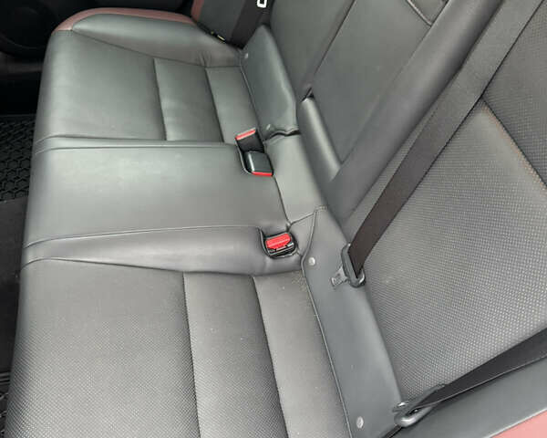 Білий Лексус ІС, об'ємом двигуна 2 л та пробігом 115 тис. км за 17500 $, фото 15 на Automoto.ua