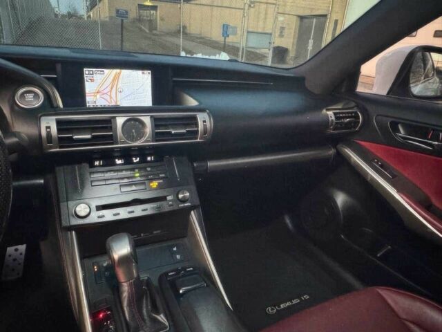 Білий Лексус ІС, об'ємом двигуна 3.5 л та пробігом 66 тис. км за 9900 $, фото 8 на Automoto.ua