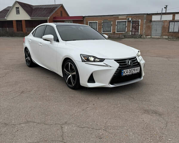 Білий Лексус ІС, об'ємом двигуна 2 л та пробігом 115 тис. км за 17700 $, фото 37 на Automoto.ua