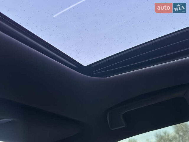 Білий Лексус ІС, об'ємом двигуна 2 л та пробігом 150 тис. км за 17700 $, фото 39 на Automoto.ua