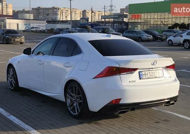 Белый Лексус ИС, объемом двигателя 2 л и пробегом 90 тыс. км за 26500 $, фото 5 на Automoto.ua