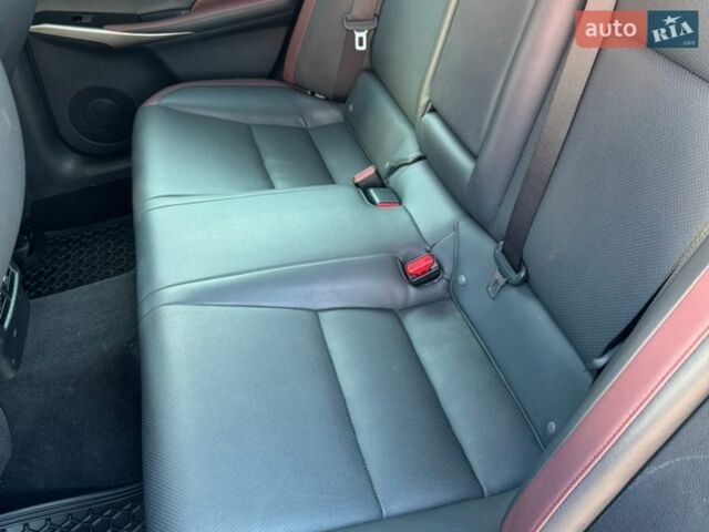 Білий Лексус ІС, об'ємом двигуна 2 л та пробігом 116 тис. км за 16999 $, фото 14 на Automoto.ua