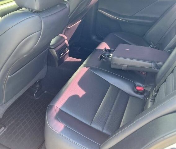 Белый Лексус ИС, объемом двигателя 2 л и пробегом 113 тыс. км за 17500 $, фото 19 на Automoto.ua