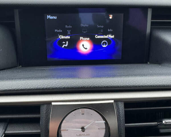 Білий Лексус ІС, об'ємом двигуна 2 л та пробігом 115 тис. км за 17700 $, фото 22 на Automoto.ua