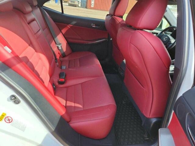Білий Лексус ІС, об'ємом двигуна 0 л та пробігом 57 тис. км за 3500 $, фото 9 на Automoto.ua