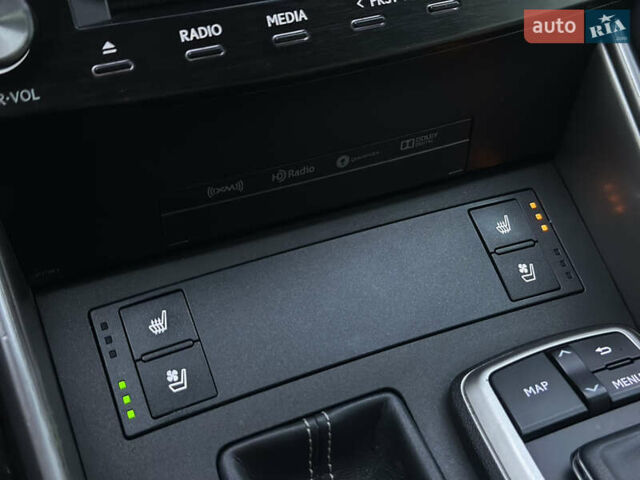 Білий Лексус ІС, об'ємом двигуна 2 л та пробігом 150 тис. км за 17700 $, фото 33 на Automoto.ua