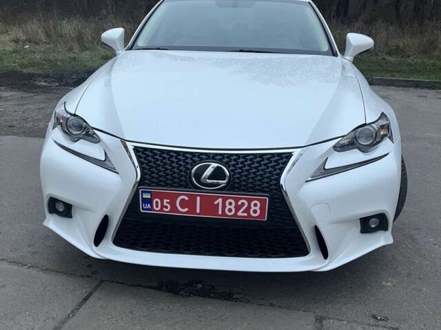 Белый Лексус ИС, объемом двигателя 2 л и пробегом 168 тыс. км за 17999 $, фото 6 на Automoto.ua