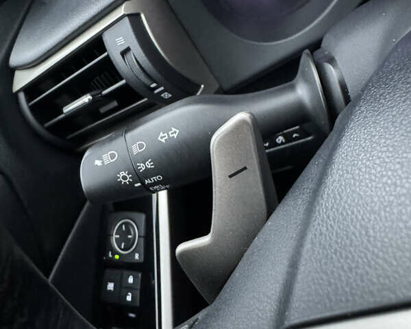 Белый Лексус ИС, объемом двигателя 2 л и пробегом 115 тыс. км за 17700 $, фото 20 на Automoto.ua