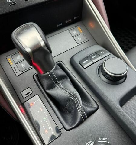 Білий Лексус ІС, об'ємом двигуна 2 л та пробігом 116 тис. км за 17500 $, фото 17 на Automoto.ua