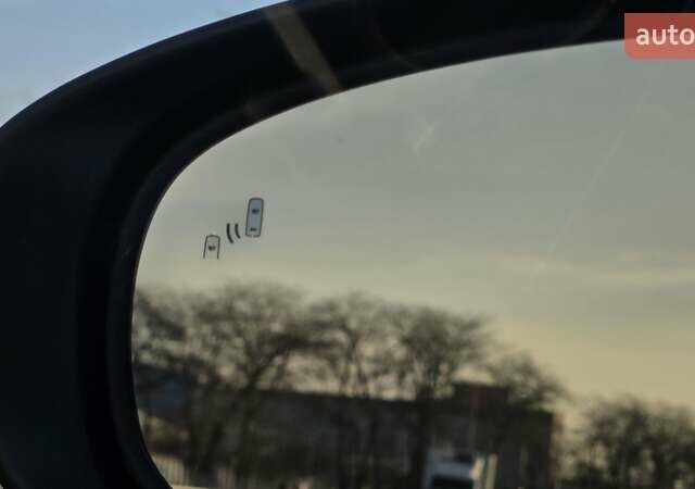 Белый Лексус ИС, объемом двигателя 2 л и пробегом 90 тыс. км за 26500 $, фото 28 на Automoto.ua