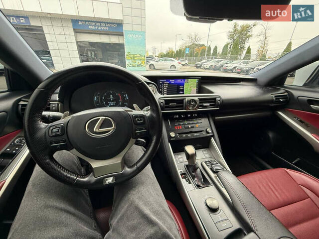 Белый Лексус ИС, объемом двигателя 2 л и пробегом 95 тыс. км за 22000 $, фото 6 на Automoto.ua