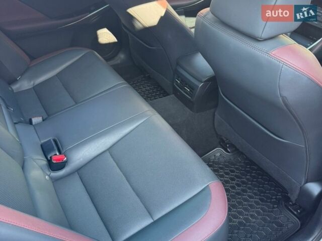 Білий Лексус ІС, об'ємом двигуна 2 л та пробігом 116 тис. км за 16999 $, фото 13 на Automoto.ua