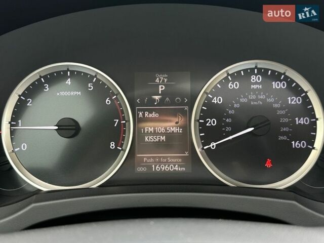 Белый Лексус ИС, объемом двигателя 2 л и пробегом 169 тыс. км за 17400 $, фото 22 на Automoto.ua