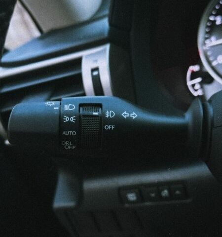 Білий Лексус ІС, об'ємом двигуна 2 л та пробігом 169 тис. км за 17999 $, фото 14 на Automoto.ua