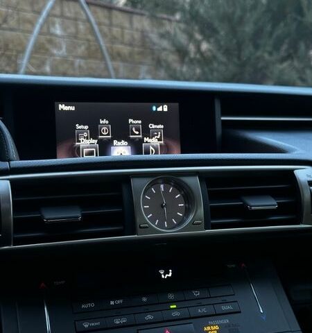 Білий Лексус ІС, об'ємом двигуна 2 л та пробігом 169 тис. км за 17999 $, фото 30 на Automoto.ua