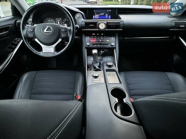 Білий Лексус ІС, об'ємом двигуна 2 л та пробігом 64 тис. км за 20500 $, фото 50 на Automoto.ua