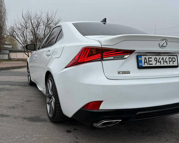 Білий Лексус ІС, об'ємом двигуна 2 л та пробігом 114 тис. км за 20900 $, фото 2 на Automoto.ua