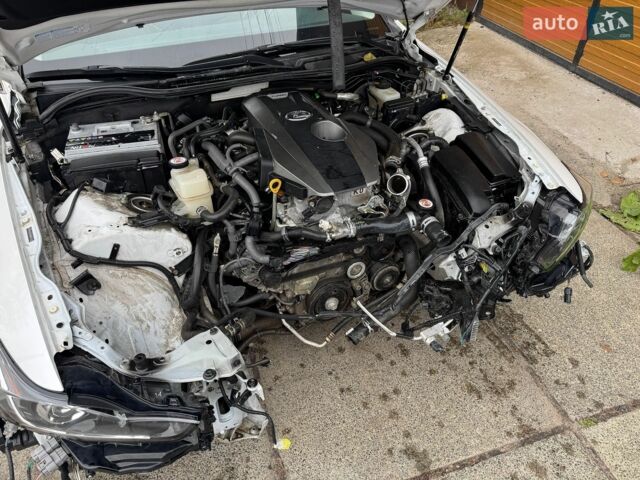 Білий Лексус ІС, об'ємом двигуна 2 л та пробігом 52 тис. км за 8800 $, фото 6 на Automoto.ua