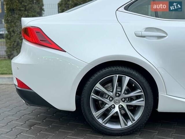 Білий Лексус ІС, об'ємом двигуна 2 л та пробігом 64 тис. км за 20500 $, фото 20 на Automoto.ua
