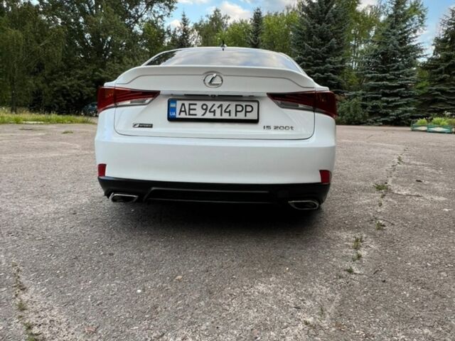 Білий Лексус ІС, об'ємом двигуна 2 л та пробігом 117 тис. км за 19900 $, фото 6 на Automoto.ua