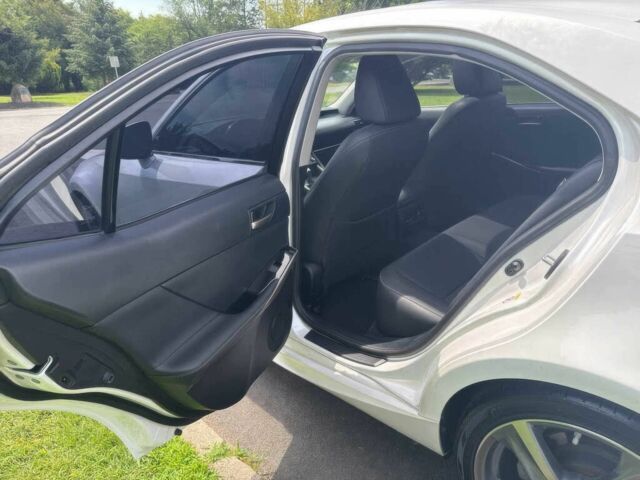 Білий Лексус ІС, об'ємом двигуна 3.5 л та пробігом 53 тис. км за 8900 $, фото 10 на Automoto.ua