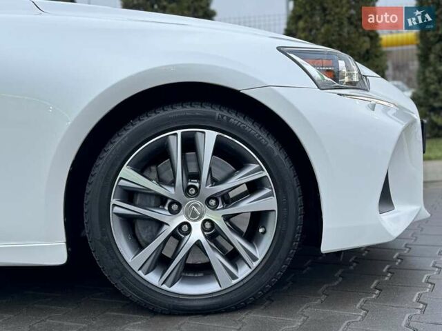 Білий Лексус ІС, об'ємом двигуна 2 л та пробігом 64 тис. км за 20500 $, фото 21 на Automoto.ua