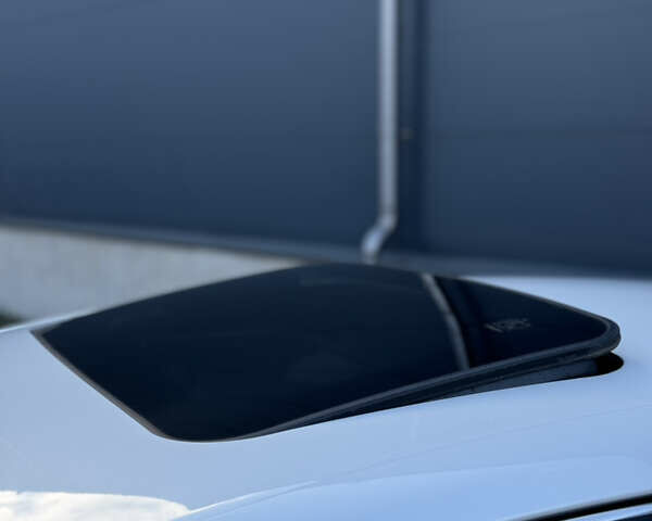 Білий Лексус ІС, об'ємом двигуна 2 л та пробігом 159 тис. км за 17799 $, фото 24 на Automoto.ua