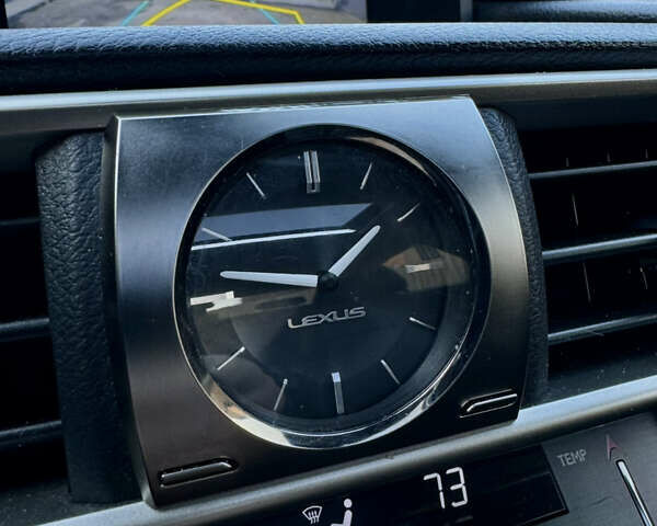 Білий Лексус ІС, об'ємом двигуна 2 л та пробігом 159 тис. км за 17799 $, фото 23 на Automoto.ua