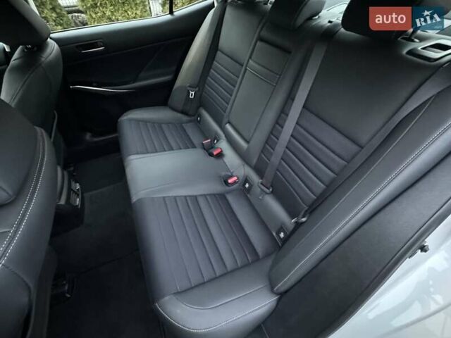 Білий Лексус ІС, об'ємом двигуна 2 л та пробігом 64 тис. км за 20500 $, фото 51 на Automoto.ua