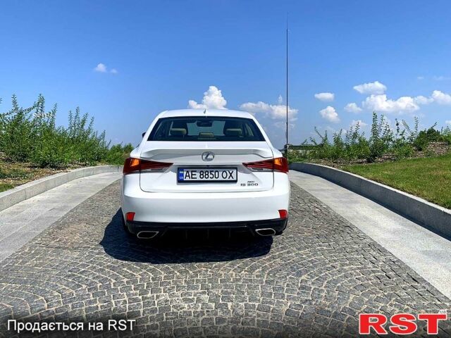 Білий Лексус ІС, об'ємом двигуна 3.5 л та пробігом 67 тис. км за 23700 $, фото 2 на Automoto.ua
