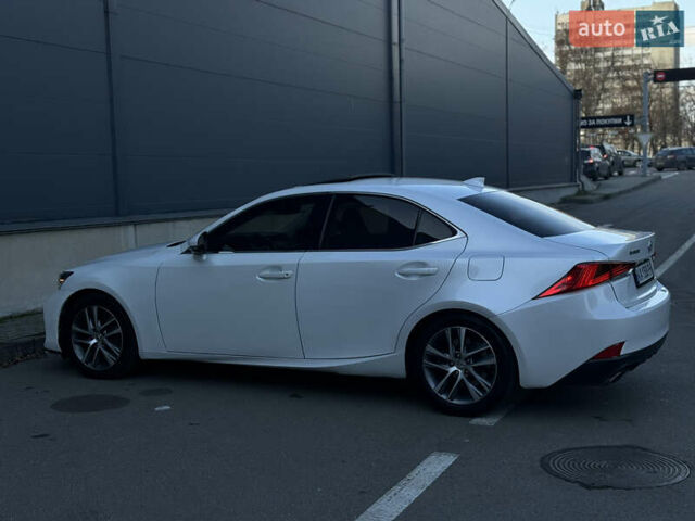 Білий Лексус ІС, об'ємом двигуна 2 л та пробігом 159 тис. км за 17799 $, фото 8 на Automoto.ua