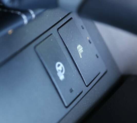 Білий Лексус ІС, об'ємом двигуна 2 л та пробігом 147 тис. км за 22900 $, фото 21 на Automoto.ua