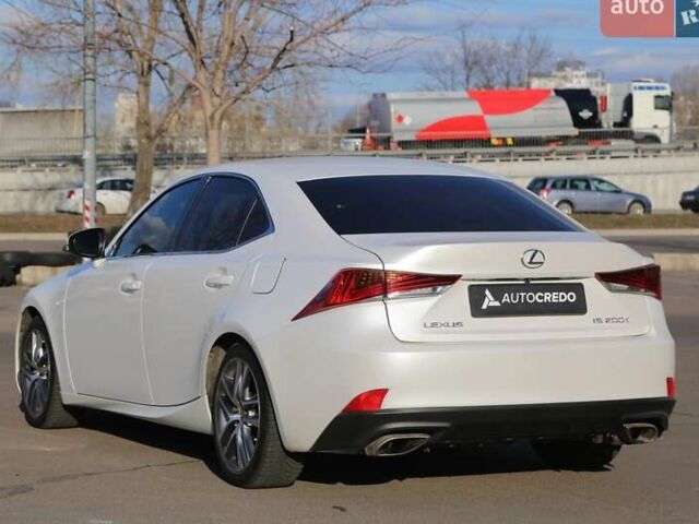 Білий Лексус ІС, об'ємом двигуна 2 л та пробігом 147 тис. км за 22900 $, фото 4 на Automoto.ua