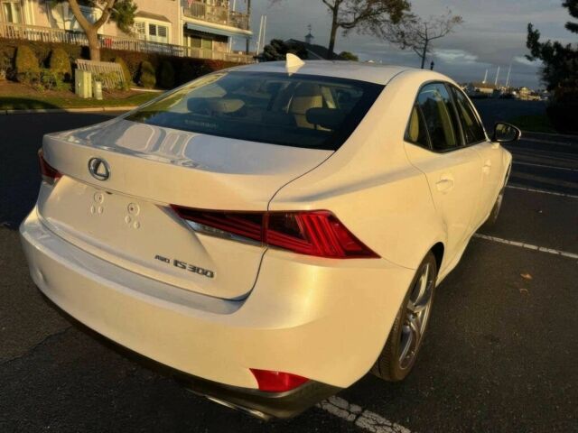 Белый Лексус ИС, объемом двигателя 3.5 л и пробегом 64 тыс. км за 11100 $, фото 6 на Automoto.ua