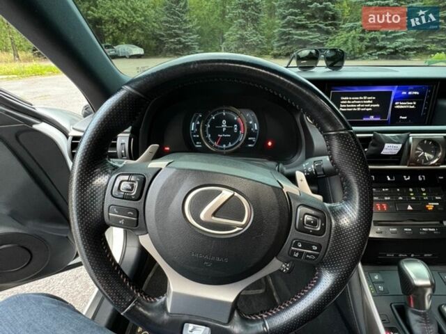 Белый Лексус ИС, объемом двигателя 2 л и пробегом 117 тыс. км за 19900 $, фото 14 на Automoto.ua