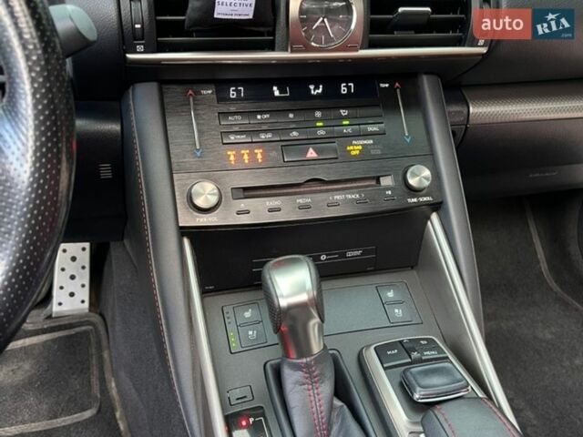 Белый Лексус ИС, объемом двигателя 2 л и пробегом 117 тыс. км за 19900 $, фото 13 на Automoto.ua