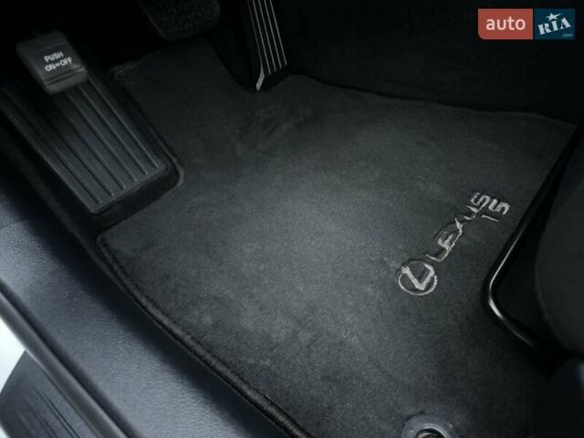 Білий Лексус ІС, об'ємом двигуна 2 л та пробігом 64 тис. км за 20500 $, фото 33 на Automoto.ua