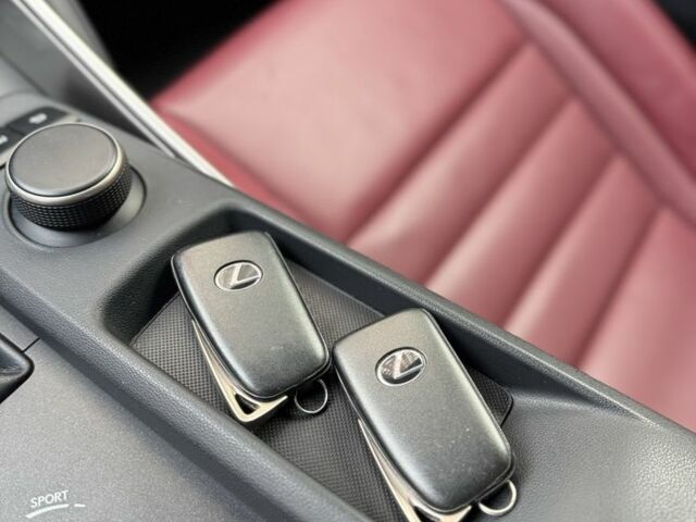 Белый Лексус ИС, объемом двигателя 2 л и пробегом 92 тыс. км за 17900 $, фото 13 на Automoto.ua