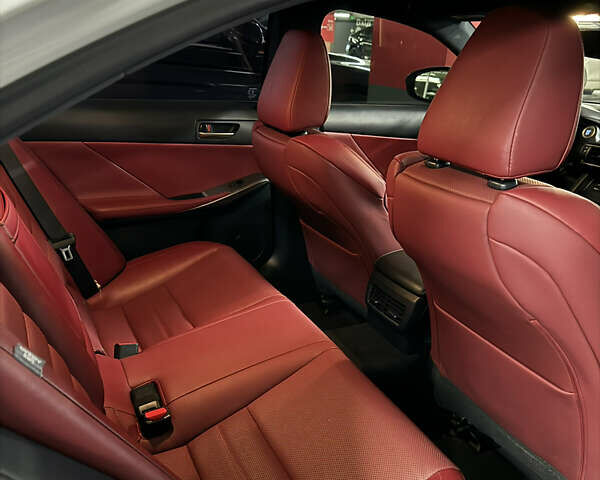 Белый Лексус ИС, объемом двигателя 2 л и пробегом 113 тыс. км за 20000 $, фото 8 на Automoto.ua