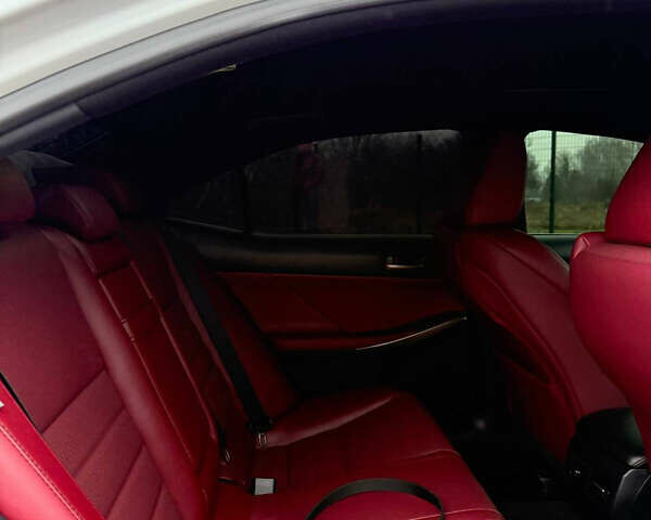 Білий Лексус ІС, об'ємом двигуна 2 л та пробігом 114 тис. км за 20900 $, фото 7 на Automoto.ua