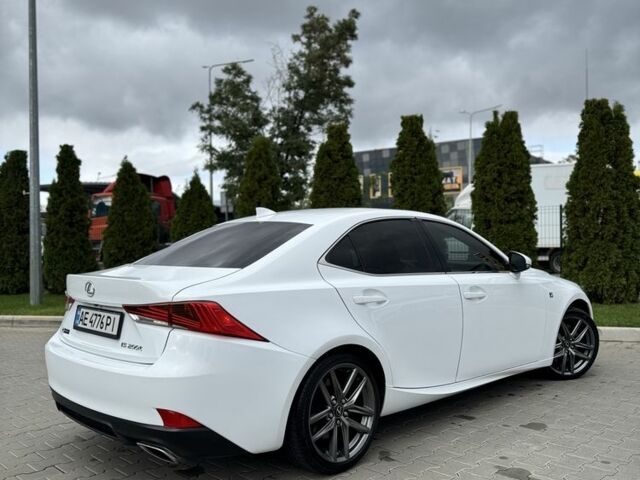 Белый Лексус ИС, объемом двигателя 2 л и пробегом 92 тыс. км за 17900 $, фото 6 на Automoto.ua