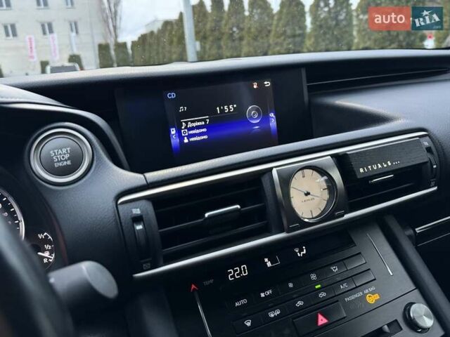 Білий Лексус ІС, об'ємом двигуна 2 л та пробігом 64 тис. км за 20500 $, фото 41 на Automoto.ua