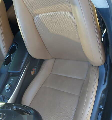 Белый Лексус ИС, объемом двигателя 3.46 л и пробегом 61 тыс. км за 26000 $, фото 14 на Automoto.ua