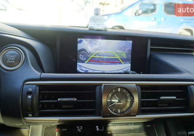 Белый Лексус ИС, объемом двигателя 3.46 л и пробегом 61 тыс. км за 26000 $, фото 26 на Automoto.ua