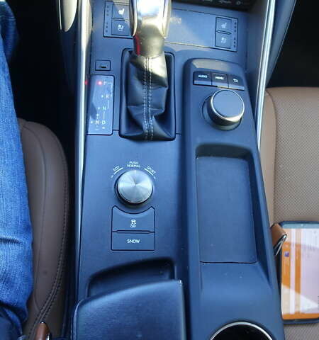 Белый Лексус ИС, объемом двигателя 3.46 л и пробегом 61 тыс. км за 26000 $, фото 21 на Automoto.ua