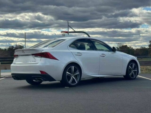 Белый Лексус ИС, объемом двигателя 3.5 л и пробегом 41 тыс. км за 8500 $, фото 5 на Automoto.ua