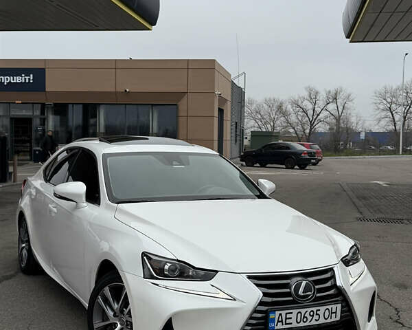 Білий Лексус ІС, об'ємом двигуна 2 л та пробігом 42 тис. км за 20500 $, фото 2 на Automoto.ua