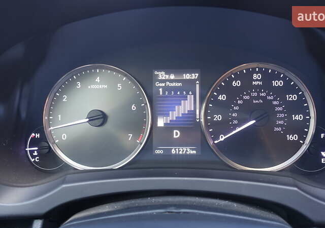 Белый Лексус ИС, объемом двигателя 3.46 л и пробегом 61 тыс. км за 26000 $, фото 24 на Automoto.ua